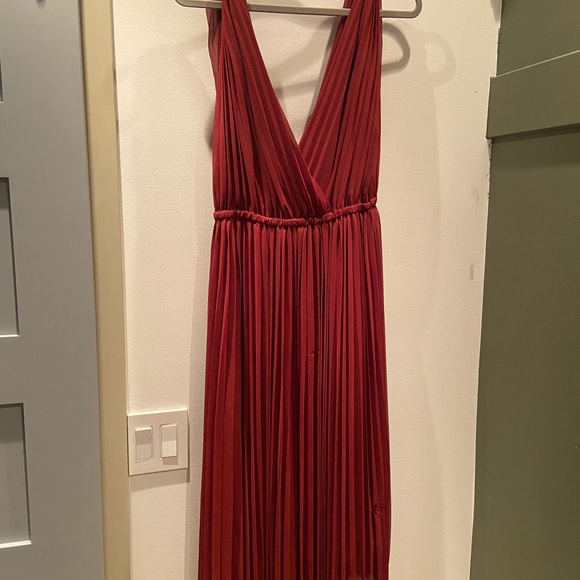 Aritzia Wilfred midi dress